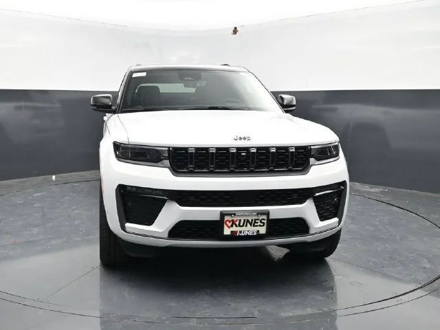 Nuevos JEEP GRAND CHEROKEE à Estados chez autogozo