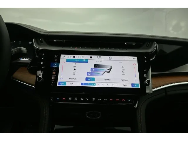 Nuevos JEEP GRAND CHEROKEE à Estados chez autogozo