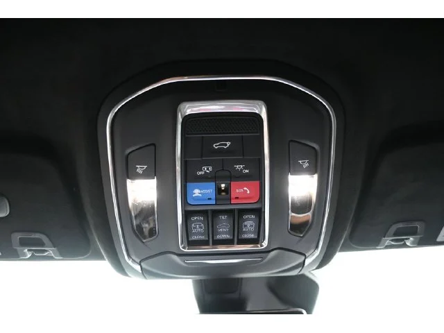 Nuevos JEEP GRAND CHEROKEE à Estados chez autogozo