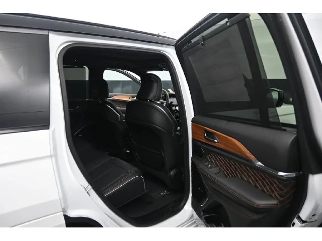 Nuevos JEEP GRAND CHEROKEE à Estados chez autogozo