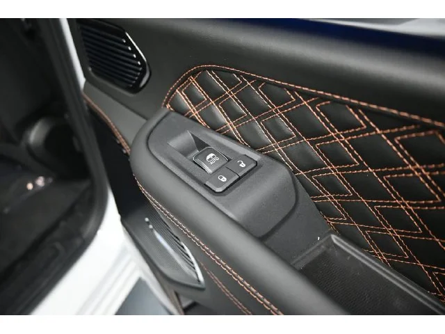 Nuevos JEEP GRAND CHEROKEE à Estados chez autogozo
