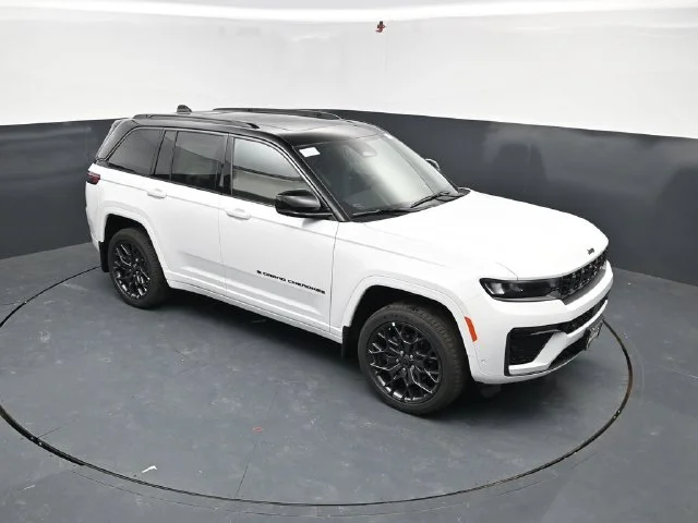 Nuevos JEEP GRAND CHEROKEE à Estados chez autogozo