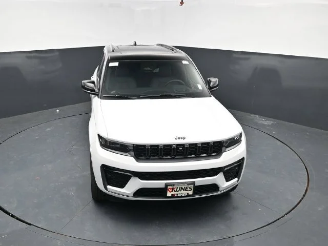 Nuevos JEEP GRAND CHEROKEE à Estados chez autogozo