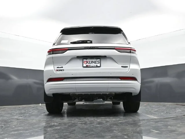 Nuevos JEEP GRAND CHEROKEE à Estados chez autogozo