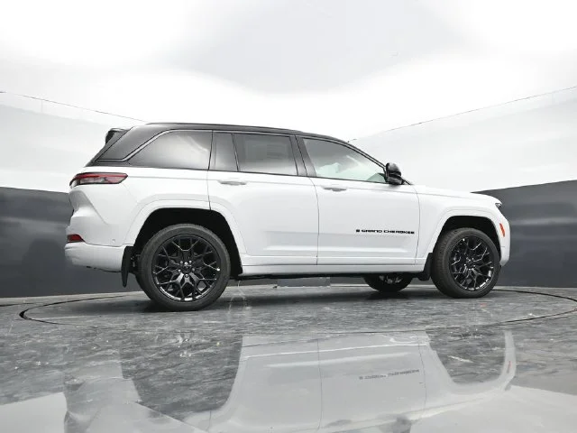 Nuevos JEEP GRAND CHEROKEE à Estados chez autogozo