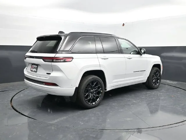 Nuevos JEEP GRAND CHEROKEE à Estados chez autogozo