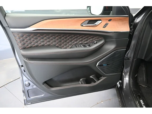 Nuevos JEEP GRAND CHEROKEE à Estados chez autogozo