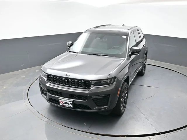 Nuevos JEEP GRAND CHEROKEE à Estados chez autogozo