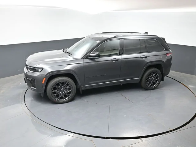 Nuevos JEEP GRAND CHEROKEE à Estados chez autogozo