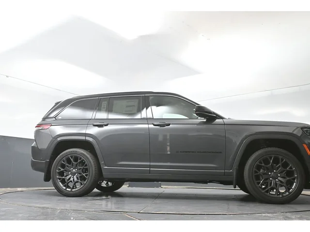 Nuevos JEEP GRAND CHEROKEE à Estados chez autogozo