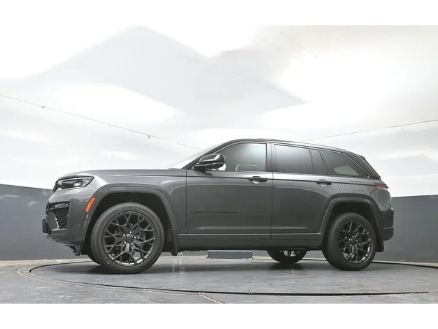 Nuevos JEEP GRAND CHEROKEE à Estados chez autogozo