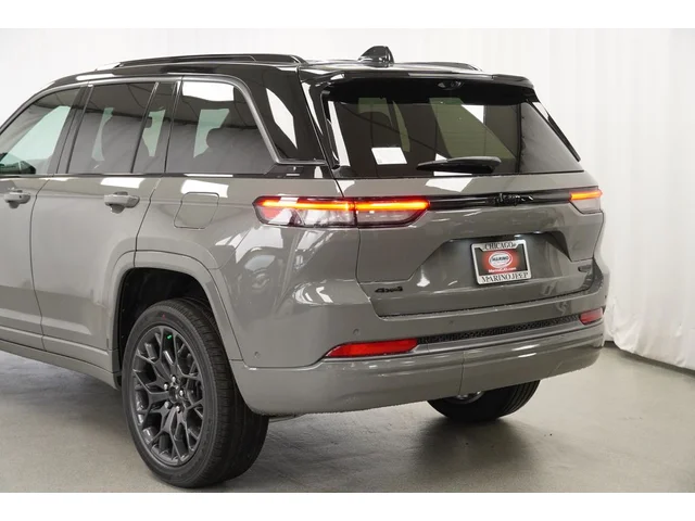 Nuevos JEEP GRAND CHEROKEE à Estados chez autogozo