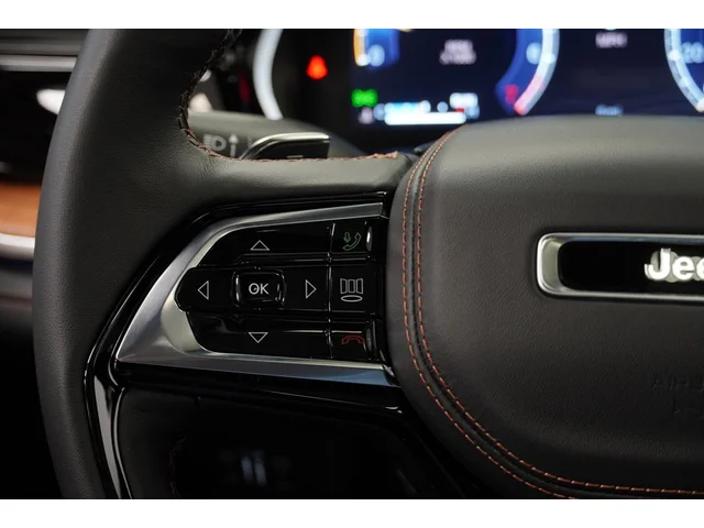 Nuevos JEEP GRAND CHEROKEE à Estados chez autogozo