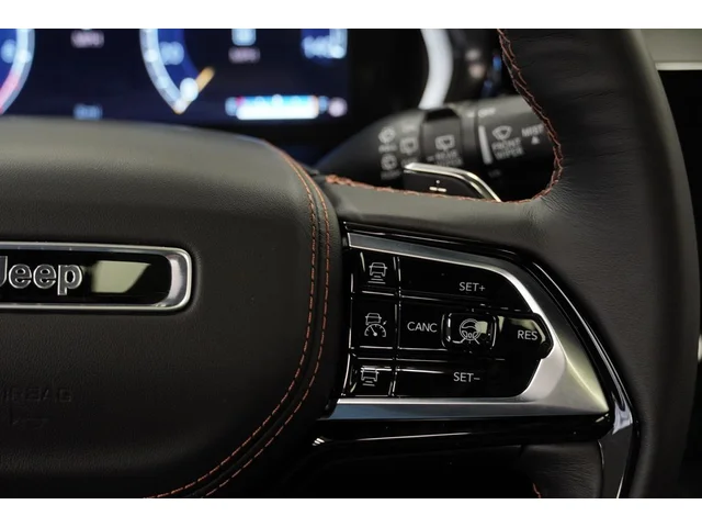 Nuevos JEEP GRAND CHEROKEE à Estados chez autogozo
