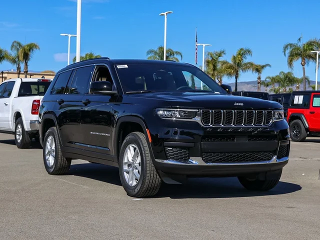 Nuevos JEEP GRAND CHEROKEE L à Estados chez autogozo