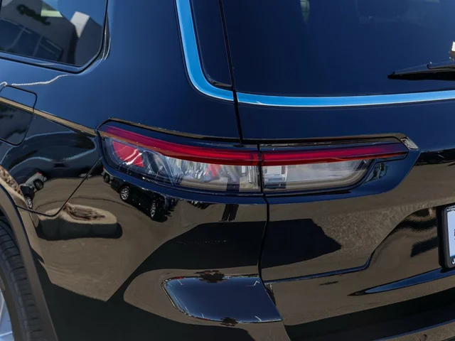 Nuevos JEEP GRAND CHEROKEE L à Estados chez autogozo