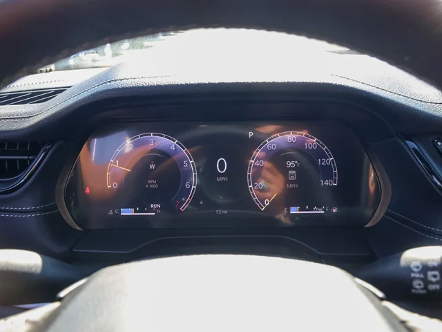 Nuevos JEEP GRAND CHEROKEE L à Estados chez autogozo