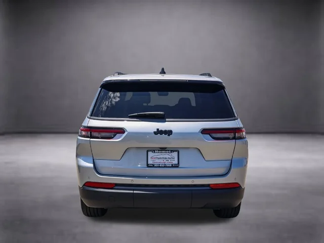 Nuevos JEEP GRAND CHEROKEE L à Estados chez autogozo