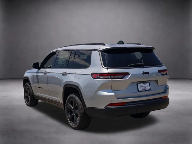 Nuevos JEEP GRAND CHEROKEE L à Estados chez autogozo
