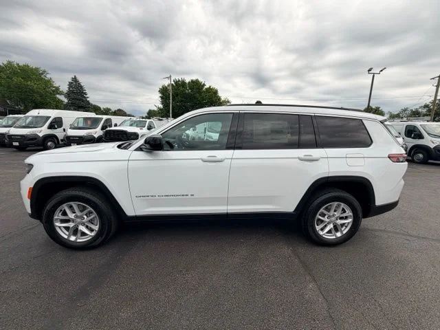 Nuevos JEEP GRAND CHEROKEE L à Estados chez autogozo
