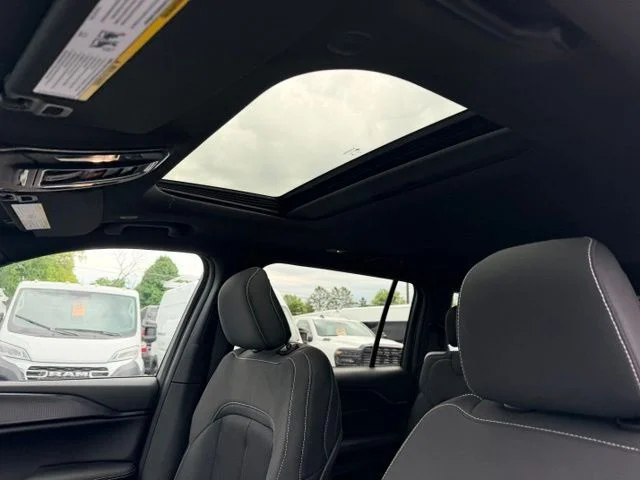 Nuevos JEEP GRAND CHEROKEE L à Estados chez autogozo