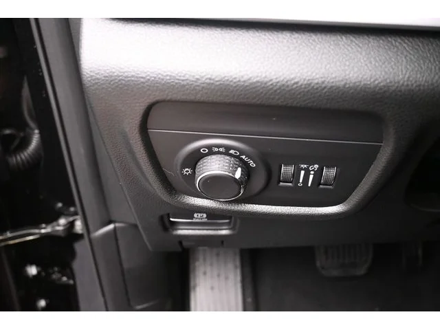 Nuevos JEEP GRAND CHEROKEE L à Estados chez autogozo