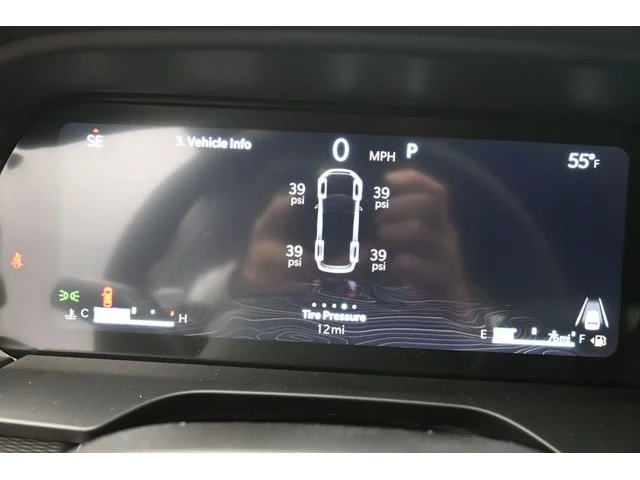 Nuevos JEEP GRAND CHEROKEE L à Estados chez autogozo