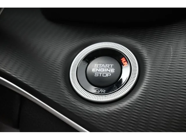 Nuevos JEEP GRAND CHEROKEE L à Estados chez autogozo