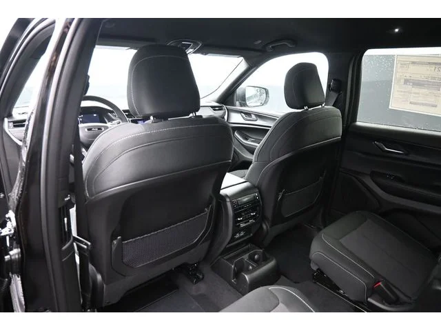 Nuevos JEEP GRAND CHEROKEE L à Estados chez autogozo
