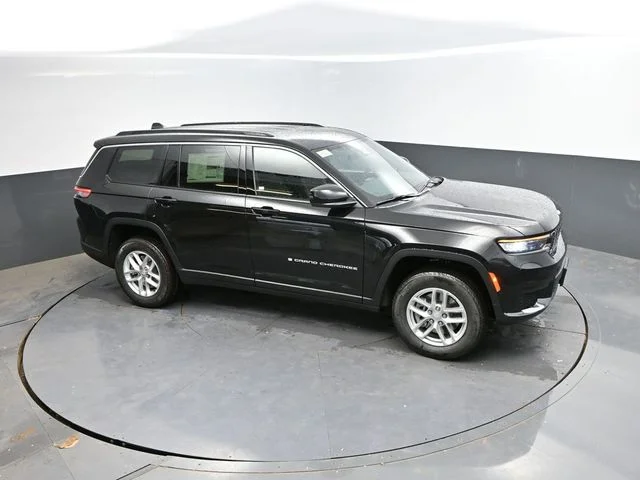 Nuevos JEEP GRAND CHEROKEE L à Estados chez autogozo