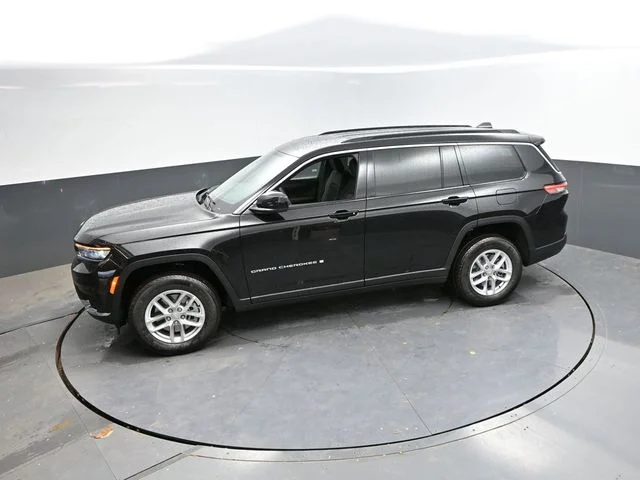 Nuevos JEEP GRAND CHEROKEE L à Estados chez autogozo