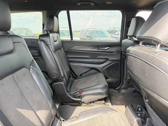 SEMINUEVOS JEEP Grand Cherokee L a Estados en autogozo