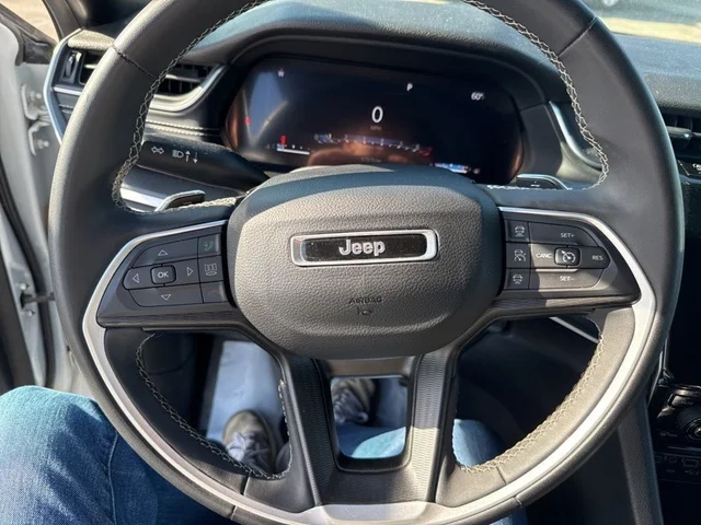 SEMINUEVOS JEEP Grand Cherokee L a Estados en autogozo