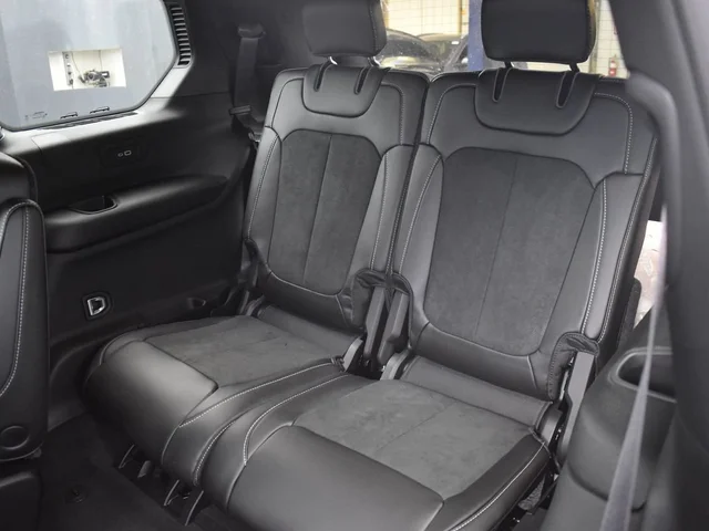 SEMINUEVOS JEEP Grand Cherokee L a Estados en autogozo
