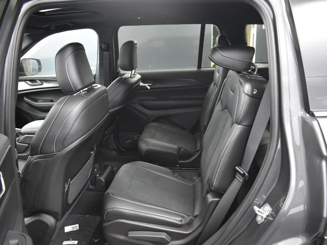 SEMINUEVOS JEEP Grand Cherokee L a Estados en autogozo