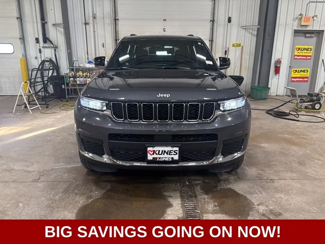Nuevos JEEP GRAND CHEROKEE L à Estados chez autogozo