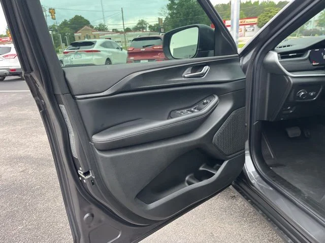 Nuevos JEEP GRAND CHEROKEE L à Estados chez autogozo