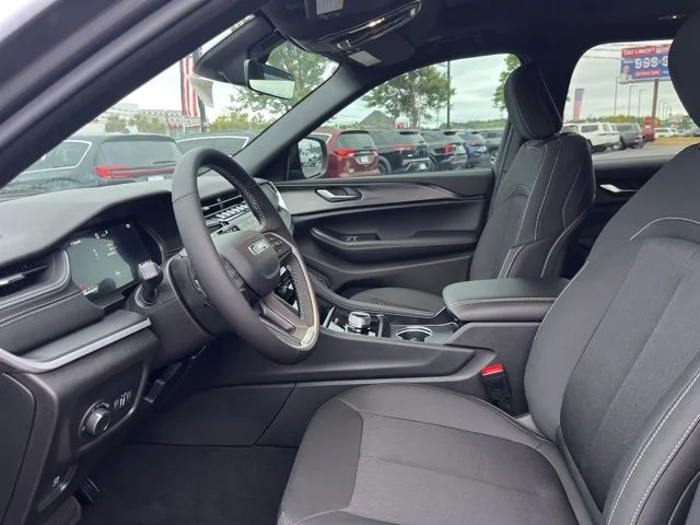 Nuevos JEEP GRAND CHEROKEE L à Estados chez autogozo
