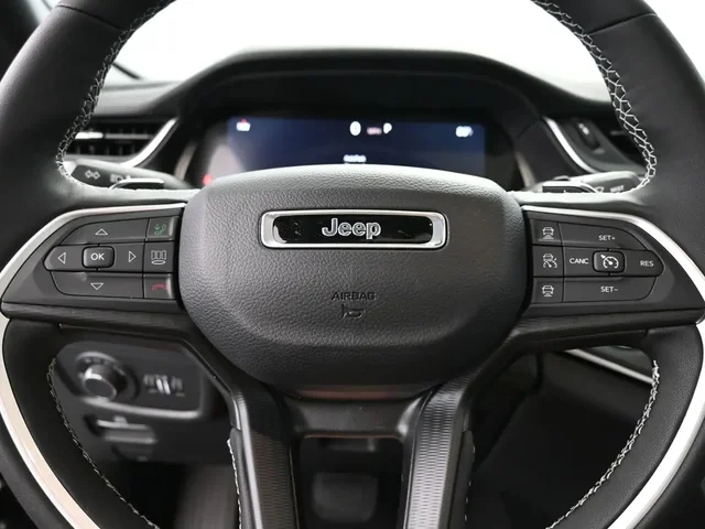 SEMINUEVOS JEEP Grand Cherokee L a Estados en autogozo