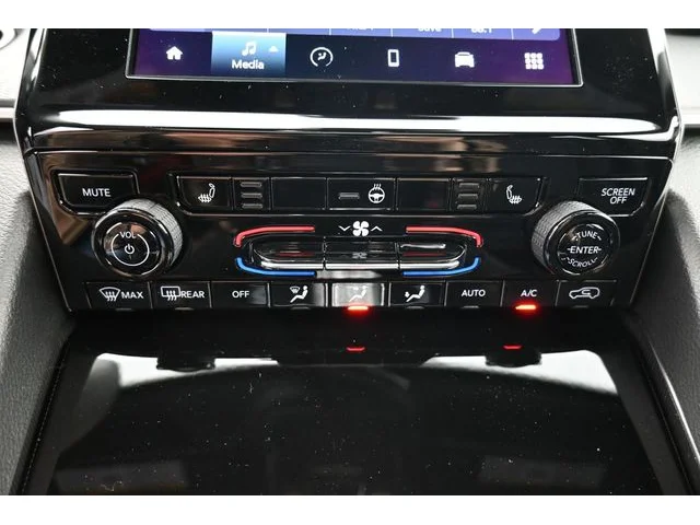 Nuevos JEEP GRAND CHEROKEE L à Estados chez autogozo