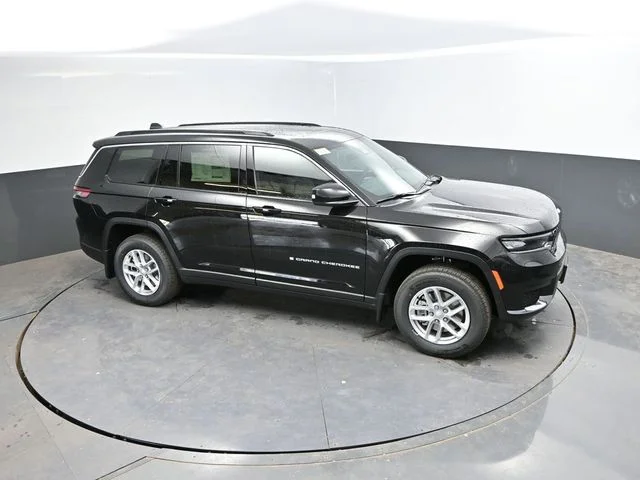 Nuevos JEEP GRAND CHEROKEE L à Estados chez autogozo