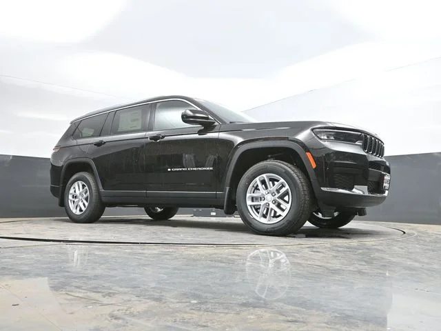 Nuevos JEEP GRAND CHEROKEE L à Estados chez autogozo