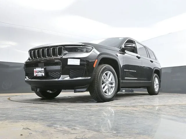Nuevos JEEP GRAND CHEROKEE L à Estados chez autogozo