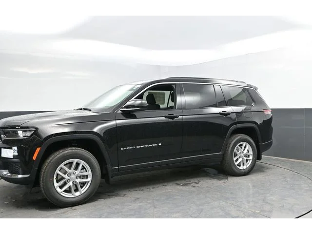 Nuevos JEEP GRAND CHEROKEE L à Estados chez autogozo