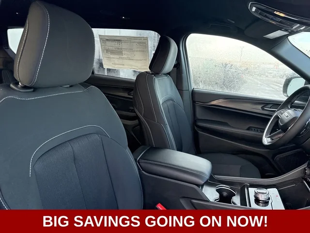 Nuevos JEEP GRAND CHEROKEE L à Estados chez autogozo