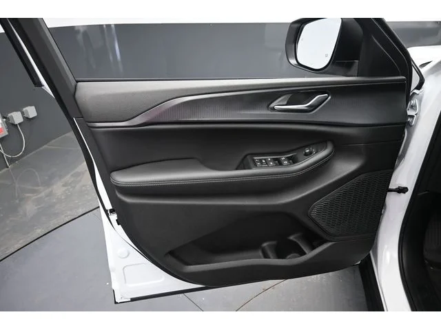 Nuevos JEEP GRAND CHEROKEE L à Estados chez autogozo