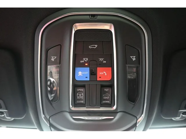 Nuevos JEEP GRAND CHEROKEE L à Estados chez autogozo