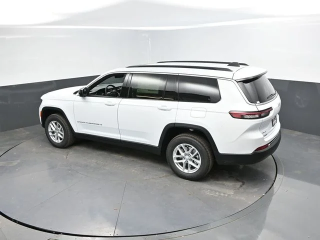 Nuevos JEEP GRAND CHEROKEE L à Estados chez autogozo