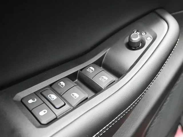 Nuevos JEEP GRAND CHEROKEE L à Estados chez autogozo