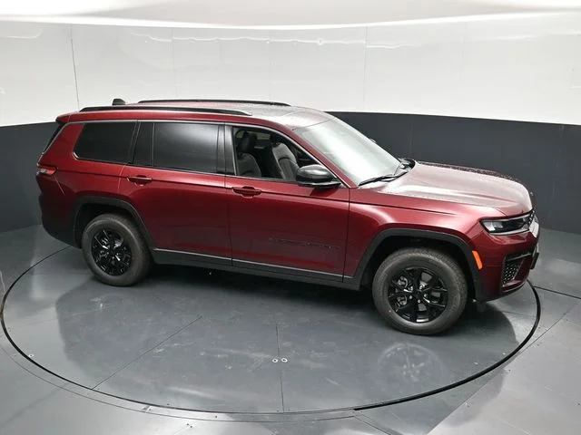 Nuevos JEEP GRAND CHEROKEE L à Estados chez autogozo